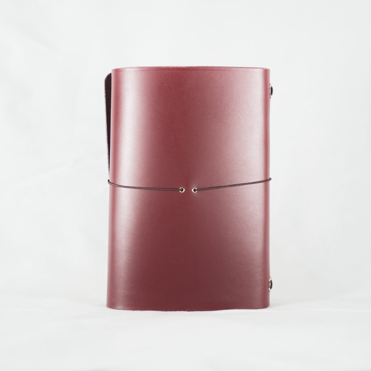 Classic Trifold — Extended Lip
